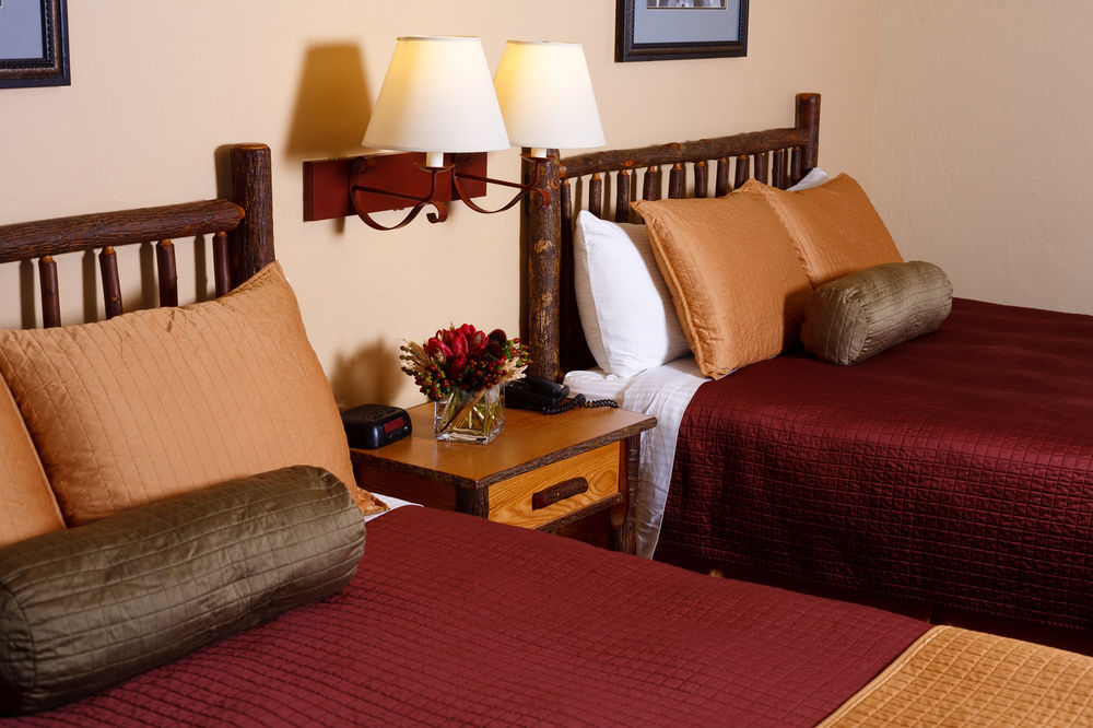 Elk Country Inn Джексон Экстерьер фото